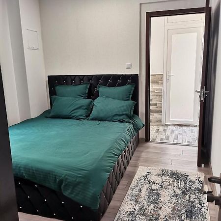 Apartament Sonya Bukares Bagian luar foto