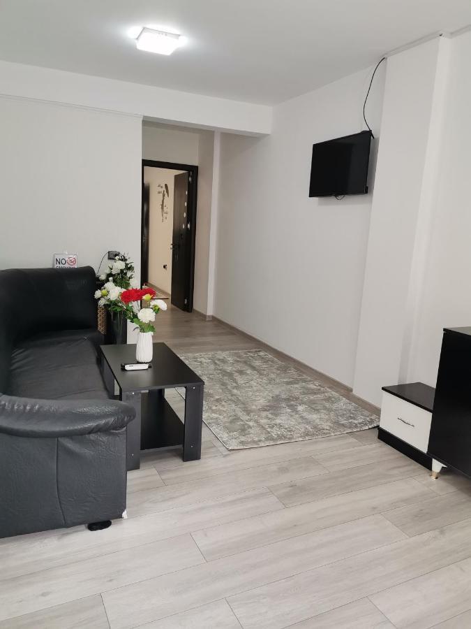 Apartament Sonya Bukares Bagian luar foto